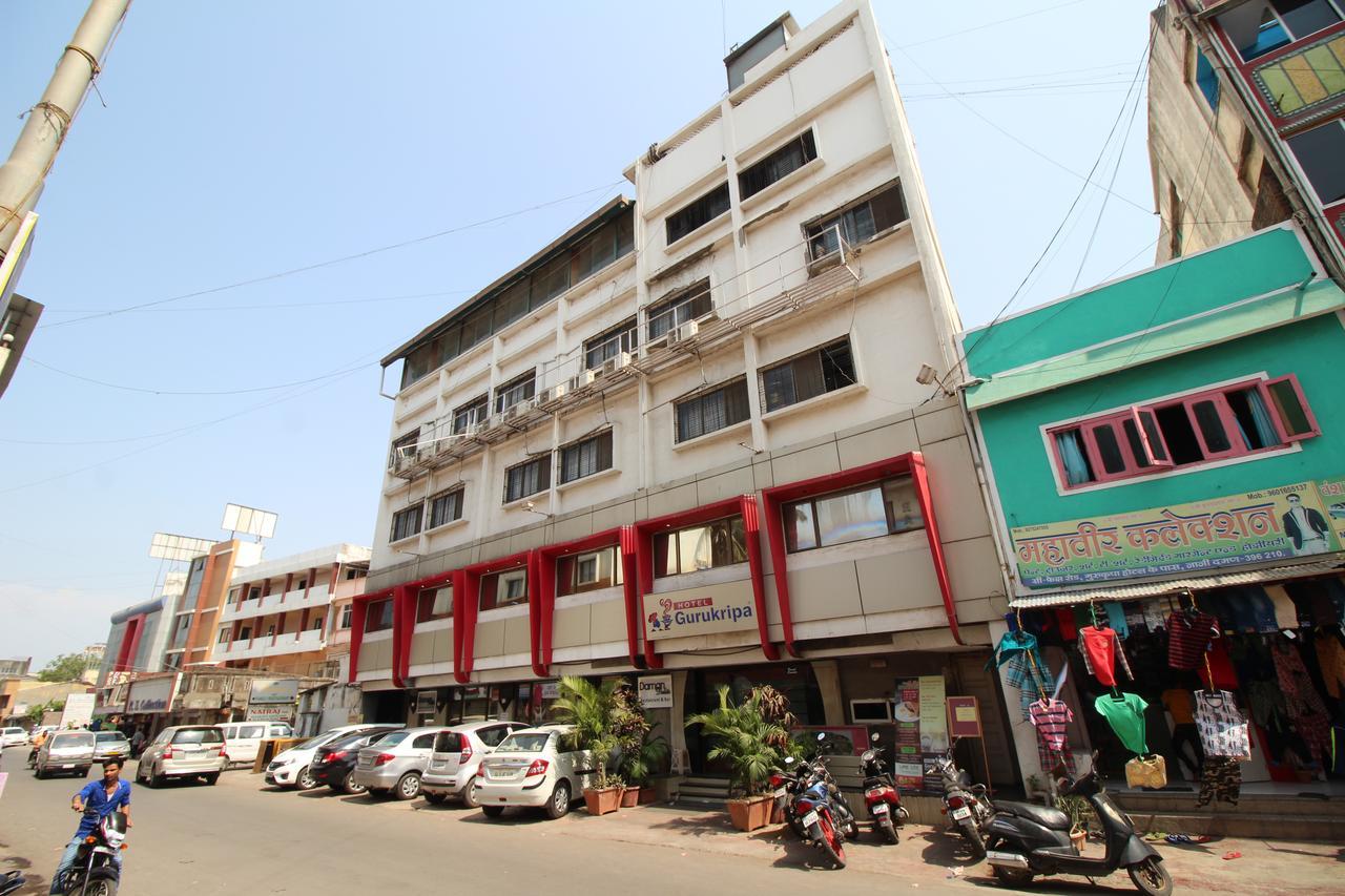 Hotel Gurukripa Daman Exteriör bild